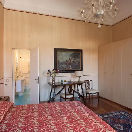 Rum i privatbostad Doppia Con Bagno E Terrazza Venedig